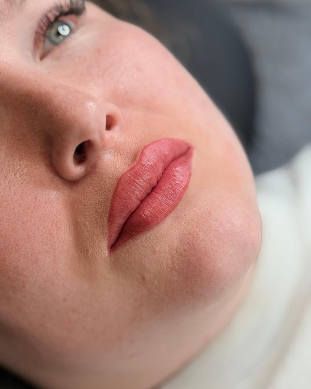 Læber efter permanent makeup hos Fairbeauty i Silkeborg, naturligt rosa resultat